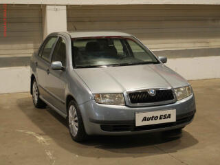 �koda Fabia 1.2 12V, 2.maj,�R, AC, park
