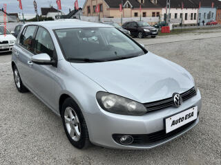 Volkswagen Golf 1.2TSI, �R, servis.kniha