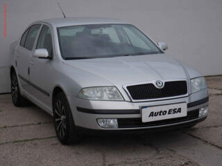 �koda Octavia 1.6i, Klima