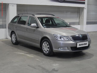 �koda Octavia 1.4TSI, 1.maj,�R, servis