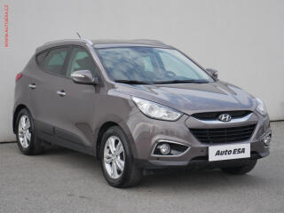 Hyundai ix35 2.0CRDi 4x4, 1.maj, AC, park