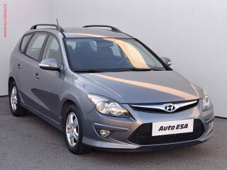 Hyundai i30 1.6 dCi, 1.maj,�R, AC, STK6