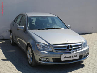 Mercedes-Benz Třídy C (2010) 1.8CGi C 180, AT - náhled 1