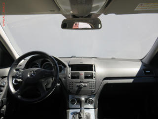 Mercedes-Benz Třídy C (2010) 1.8CGi C 180, AT - náhled 9