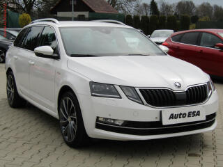�koda Octavia 2.0 TDi 4x4, DSG, navi, LED