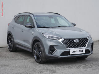 Hyundai Tucson 1.6T-GDi 4x4, �R, Navi, k��e