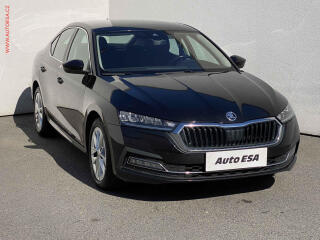 �koda Octavia 2.0 TDi, 2.maj,�R, Style