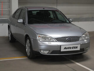 Ford Mondeo 2.0i, AT, xenon, park.�idla