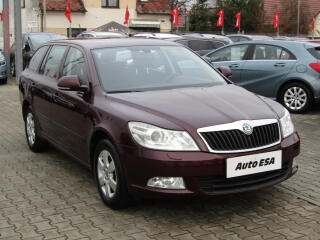 �koda Octavia 2.0TDi, �R, Elegance, v�h�ev