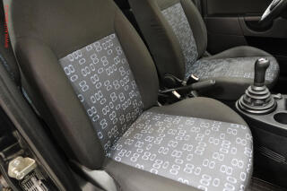 Ford Fiesta (2004) 1.3i, AC - náhled 11