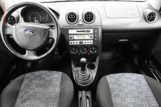 Ford Fiesta (2004) 1.3i, AC - náhled 8