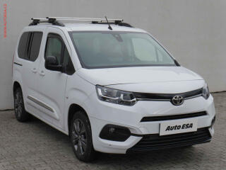 Toyota ProAce City Verso 1.2T, 1.maj,�R, Family, AT