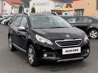 Peugeot 2008 1.6 HDi, Allure, navi, +kola