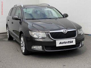 �koda Superb 2.0TDi, DSG, xenon, park