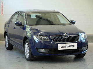 �koda Octavia 2.0TDi, 2.maj,�R, Xenon, AC