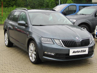 koda Octavia 2.0 TDi, DSG, navi, LED