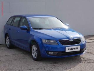 �koda Octavia 1.6 TDi, �R, LED