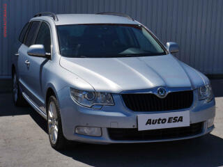 �koda Superb 2.0 TDi, �R, Ambition