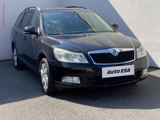 �koda Octavia 1.4 TSi, Ambition, park.�idla