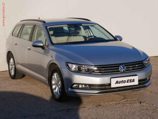 Volkswagen Passat 2.0 TDi, Comfortline, navi