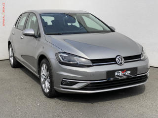 Volkswagen Golf 1.0TSi, 2.maj,R