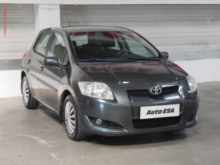 Toyota Auris 1.6 VVT-i, �R, AC