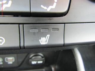 Audi A3 (2018) 1.6TDI, ČR, Sport, bixen - náhled 15