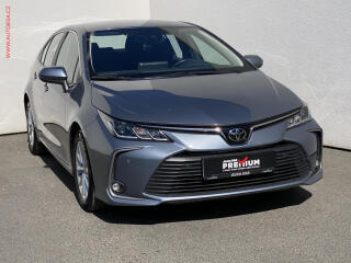 Toyota Corolla 1.5, 2.maj,�R, Comfort, navi