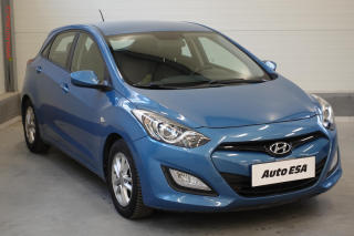 Hyundai i30 1.4i, 1.maj,R, +pneu, klima