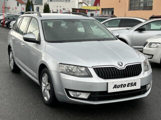 �koda Octavia 1.6 TDi, servis.kniha