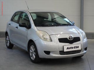 Toyota Yaris 1.1VVT-i, AC