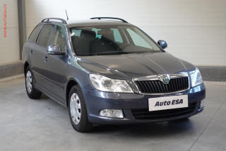 koda Octavia 1.6TDi, R, Xenon, AC