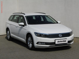 Volkswagen Passat 2.0TDi, DSG, TZ, vhev sed