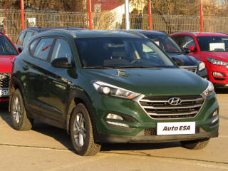 Hyundai Tucson 2.0 CRDi 4WD, R, TZ