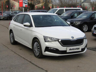 �koda Scala 1.6TDi, LED, AC, temp