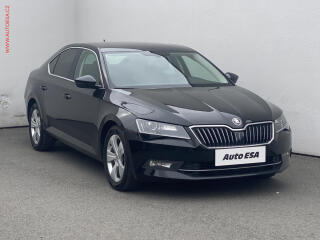 �koda Superb 2.0TDi, 2.maj,�R, DSG, navi