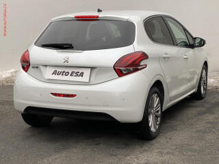Peugeot 208 1.2 PT, Allure, AT