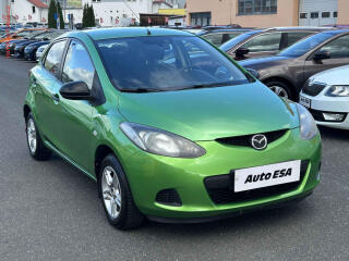 Mazda 2 1.4i, 2.maj,�R, AC