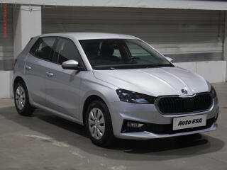 �koda Fabia 1.0 TSi, 1.maj,�R, LED, tempo