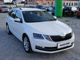 koda Octavia 2.0 TDi, DSG, LED, park.idla