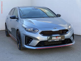 Kia ProCeed 1.6 T-GDi, AT, LED, kamera