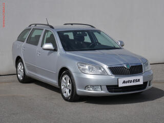 �koda Octavia 1.6 TDi, �R, Elegance, navi