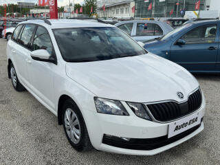 �koda Octavia 1.0TSi, �R, AC, ta�n�