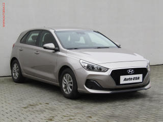 Hyundai i30 1.4i, 1.maj,R, AC, temp.