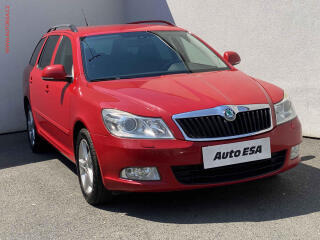 �koda Octavia 2.0TDi, DSG, xenon