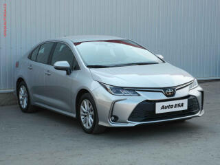 Toyota Corolla 1.5 VVT-i, 2.maj,�R, Navi