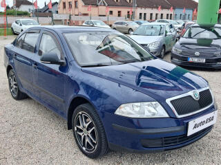 �koda Octavia 1.6MPi, 2.maj,�R, AC, STK3/28