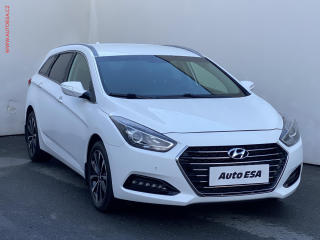Hyundai i40 1.7 CRDi, AC, navi, kamera