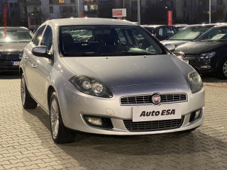 Fiat Bravo (2010) 1.4 16V, ČR, AC - náhled 1
