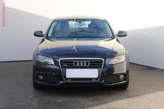 Chevrolet Captiva (2011) 2.2 VCDi 4x4 7míst, LTZ, kůže - náhled 2